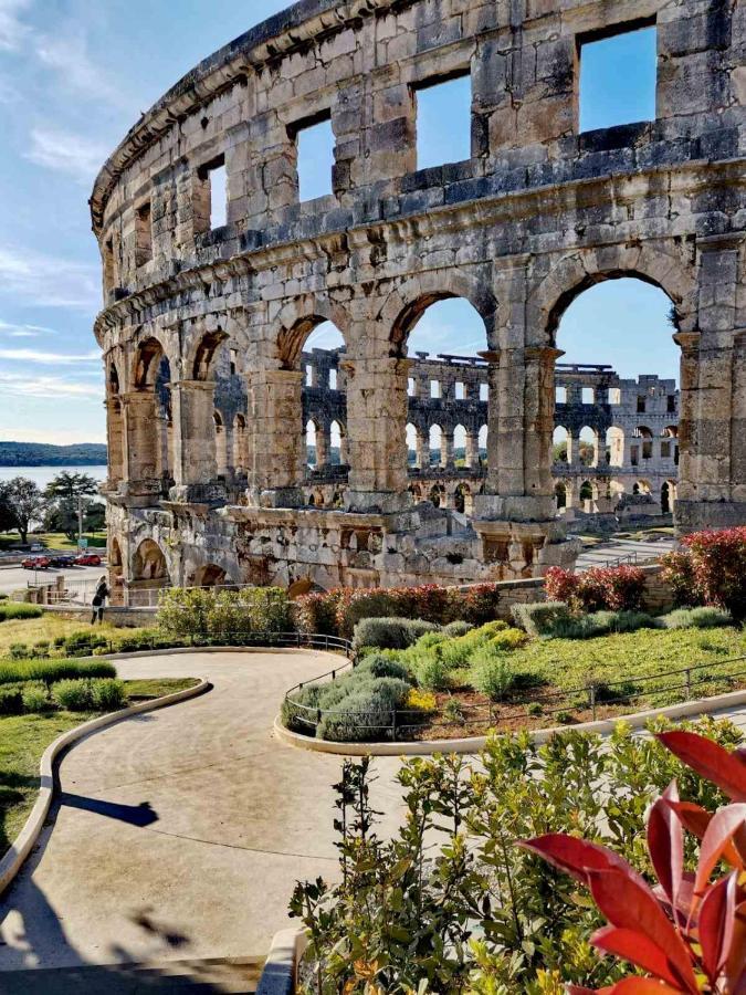 Apartment Andreas - Amphitheater - Pula Exteriér fotografie